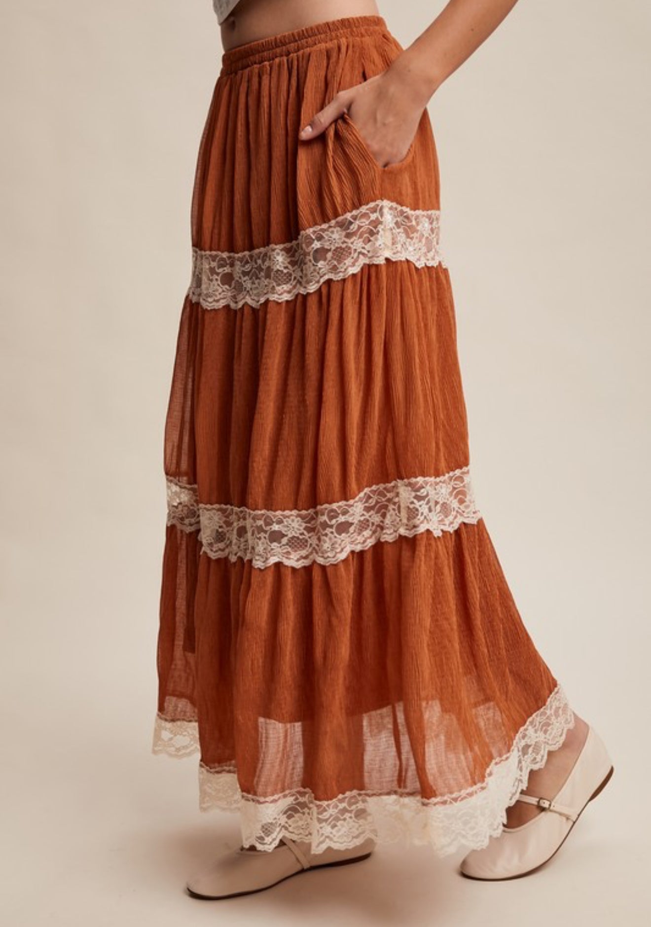 Nayeli Lace Skirt