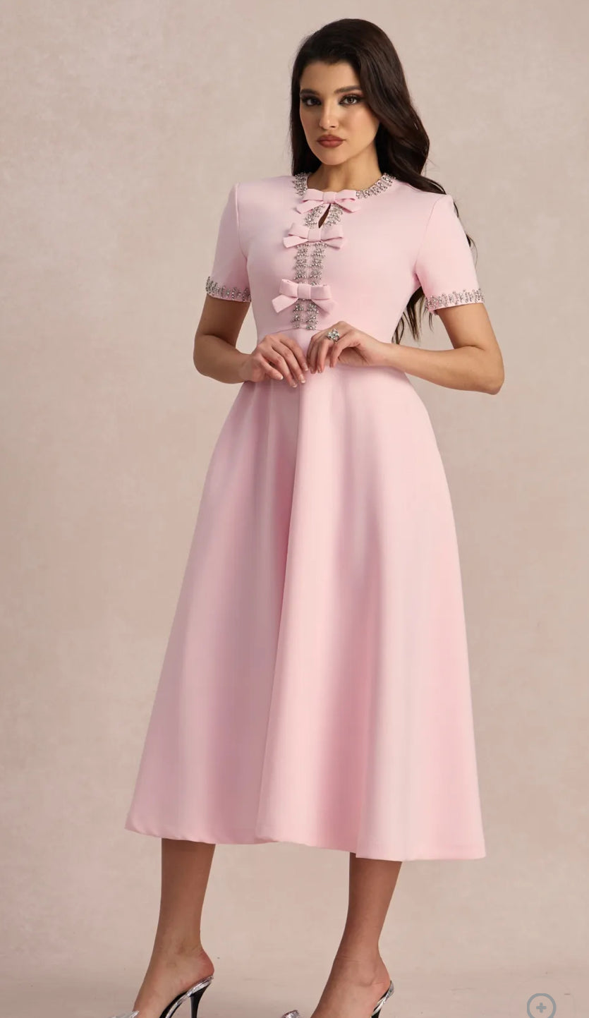 Zo Elegant Midi Dress Karens online Boutique Zo Elegant Midi Dress Karens online Boutique