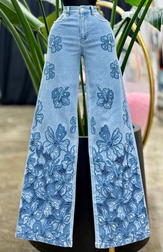 Floral Embroidery Denim Pant