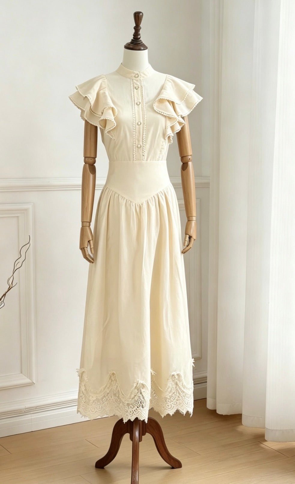 Scarlet Elegant Cream Set
