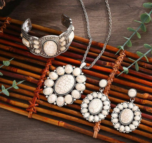 Gitanas Western Cream set