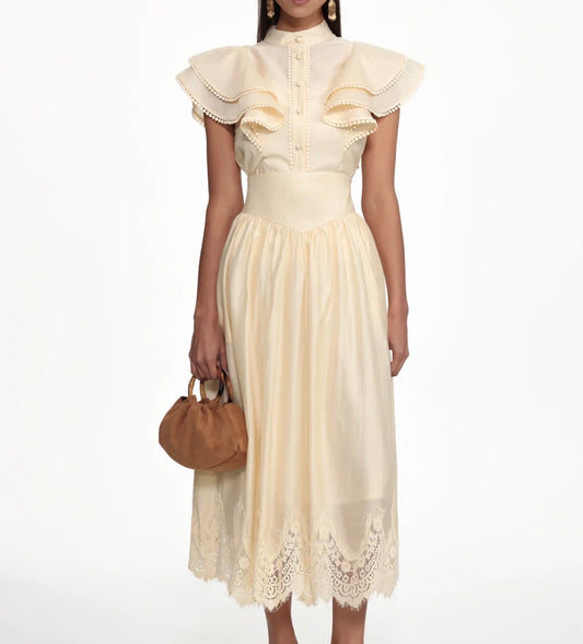 Scarlet Elegant Cream Set
